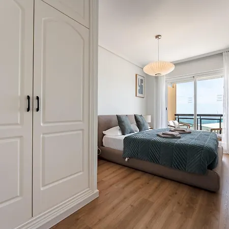 Apartment Superb Location Beachfront , 3 Bed With Terrace Fuengirola