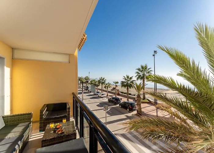 Superb Location Beachfront , 3 Bed With Terrace